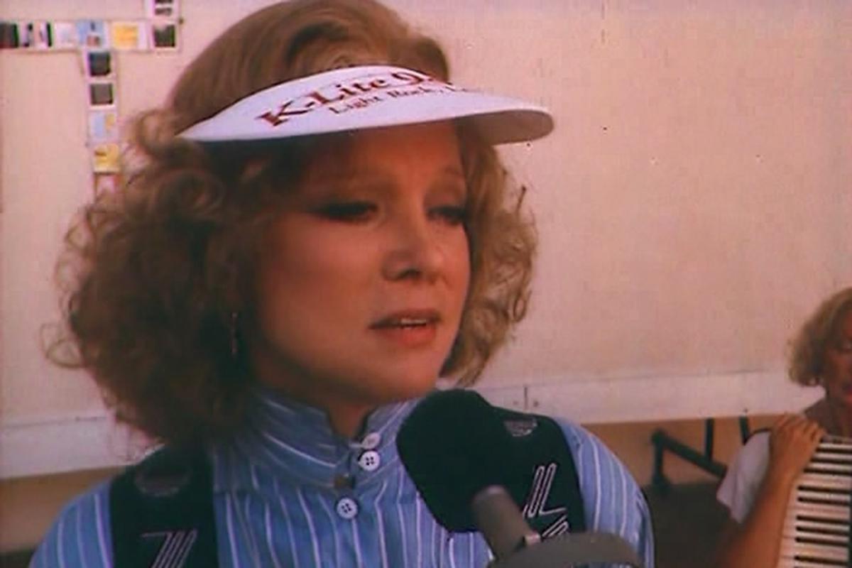 Людмила Гурченко в фильме «Моя морячка», 1990 год