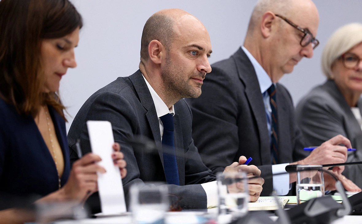 Tom Nicholson / Reuters