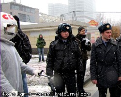В центре Москвы задержаны участники шествия в честь Дня космонавтики