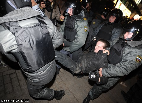 Митинг на Триумфальной площади