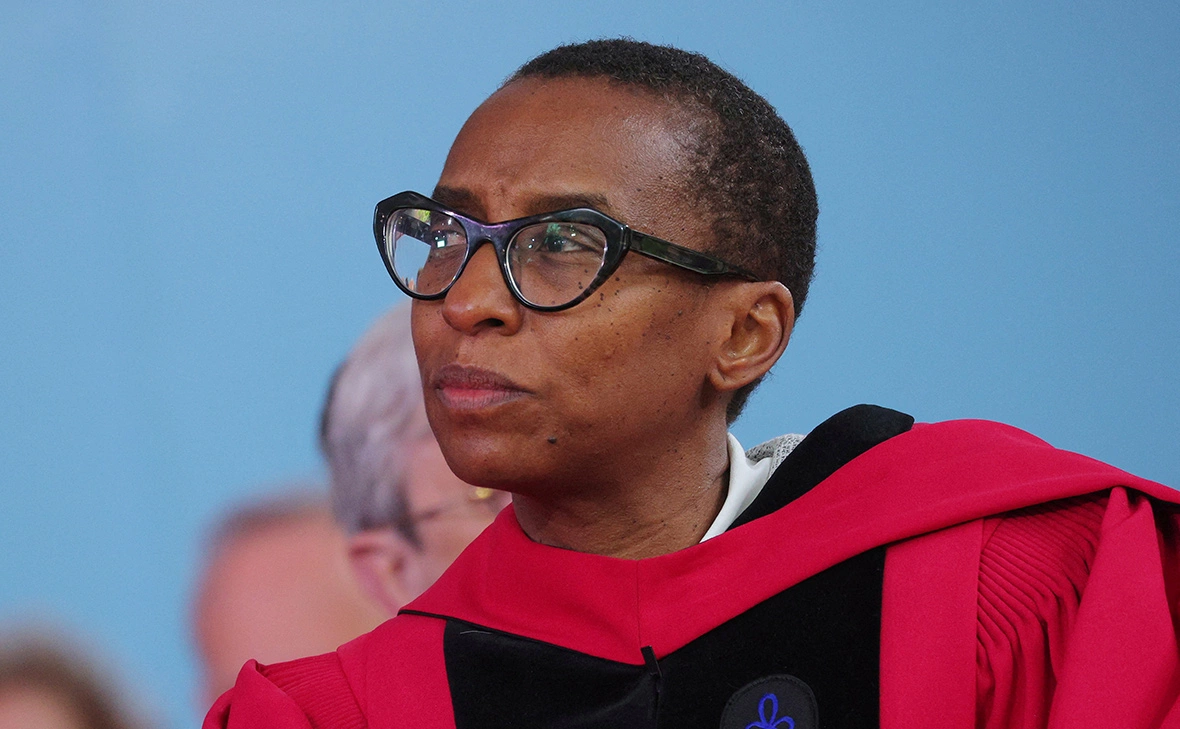 Brian Snyder / Reuters