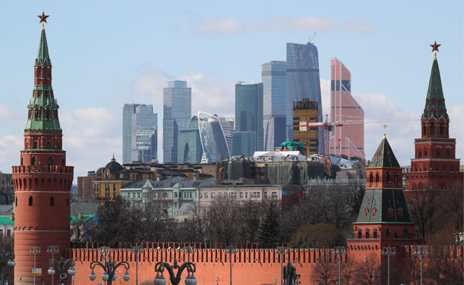 Вид на Кремль и деловой центр &laquo;Москва-Сити&raquo;