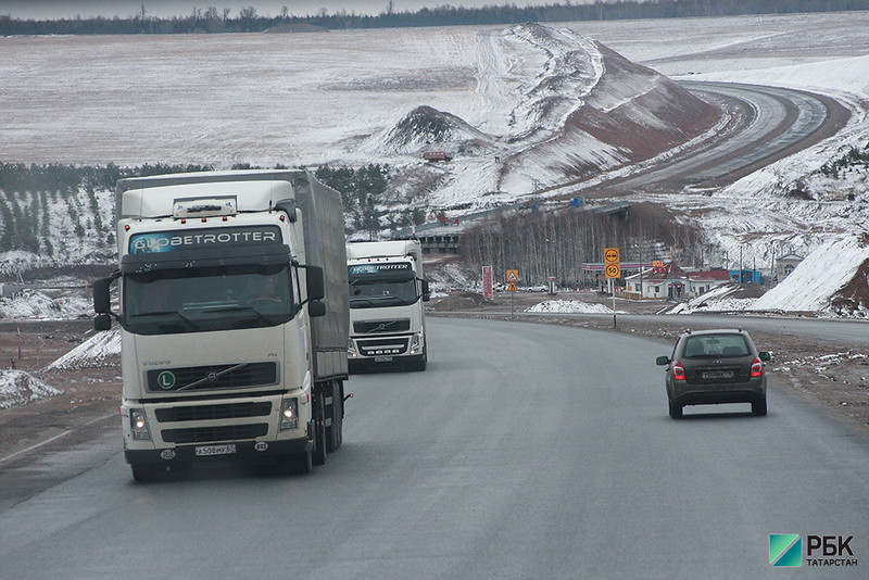 ГИБДД закрыло трассы Татарстана для фур и автобусов