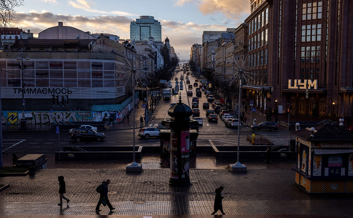 Thomas Peter / Reuters