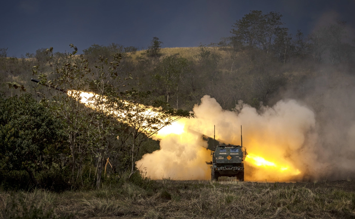 Ezra Acayan / Getty Images