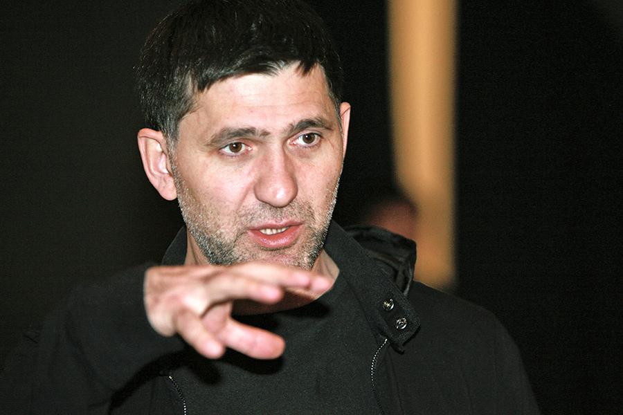 Сергей Пускепалис во время прогона спектакля, 2009 год