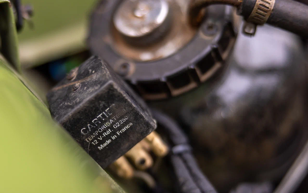 Реле внешнего света от Cartier. От тезки, не подумайте