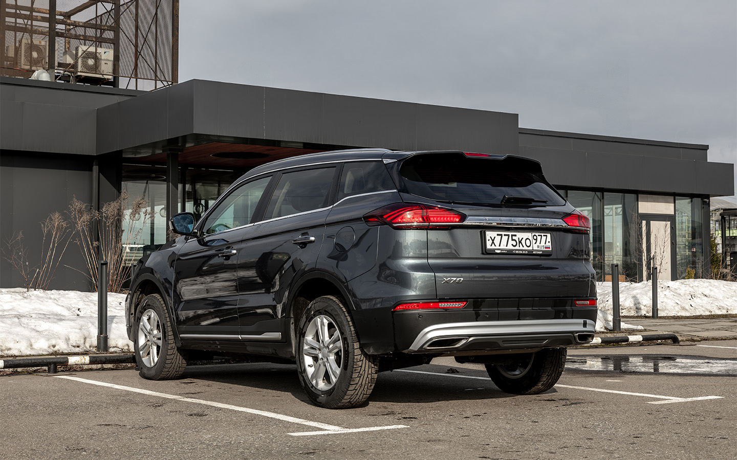 Дорожный просвет у&nbsp;Belgee X70 скромный &mdash;&nbsp;всего&nbsp;171 мм. Для покорения бездорожья эта модель не приспособлена