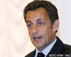 Британские СМИ: Н.Саркози начал войну в Ливии ради своего рейтинга