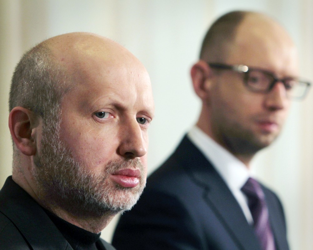 Председатель Верховной рады Александр Турчинов и премьер-министр Украины Арсений Яценюк (слева направо)