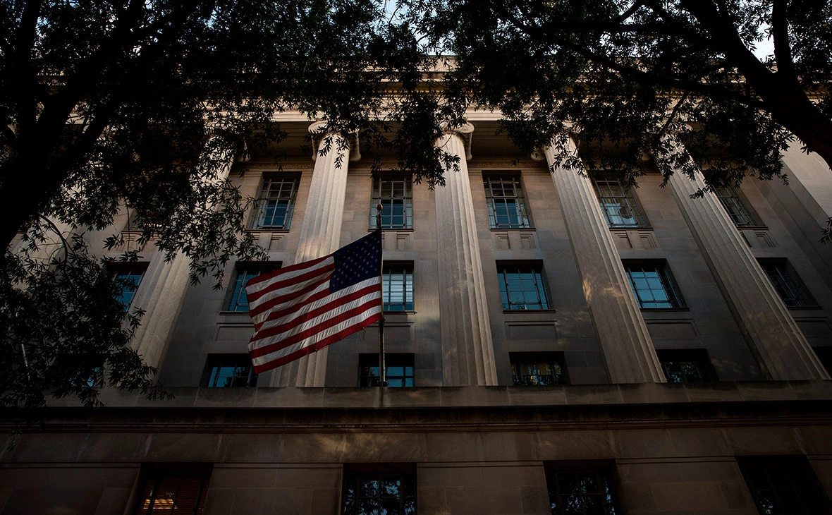 Drew Angerer / Getty Images