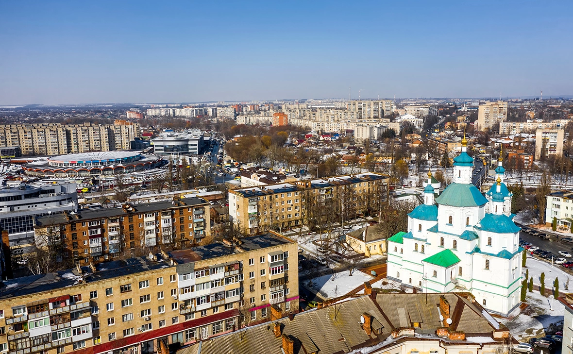 RONEDYA / Shutterstock