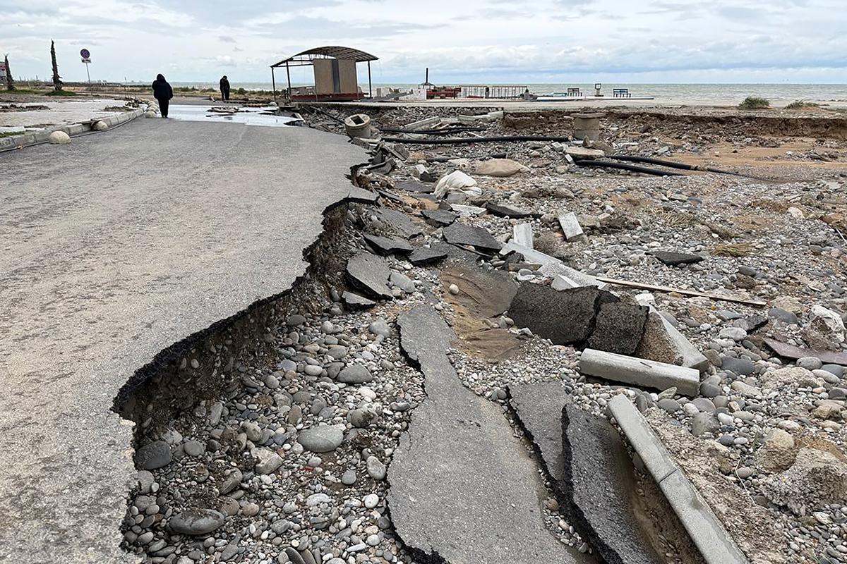 Улицы, затопленные в результате обильных дождей, Республика Дагестан, Махачкала, 31 марта 2026 года
