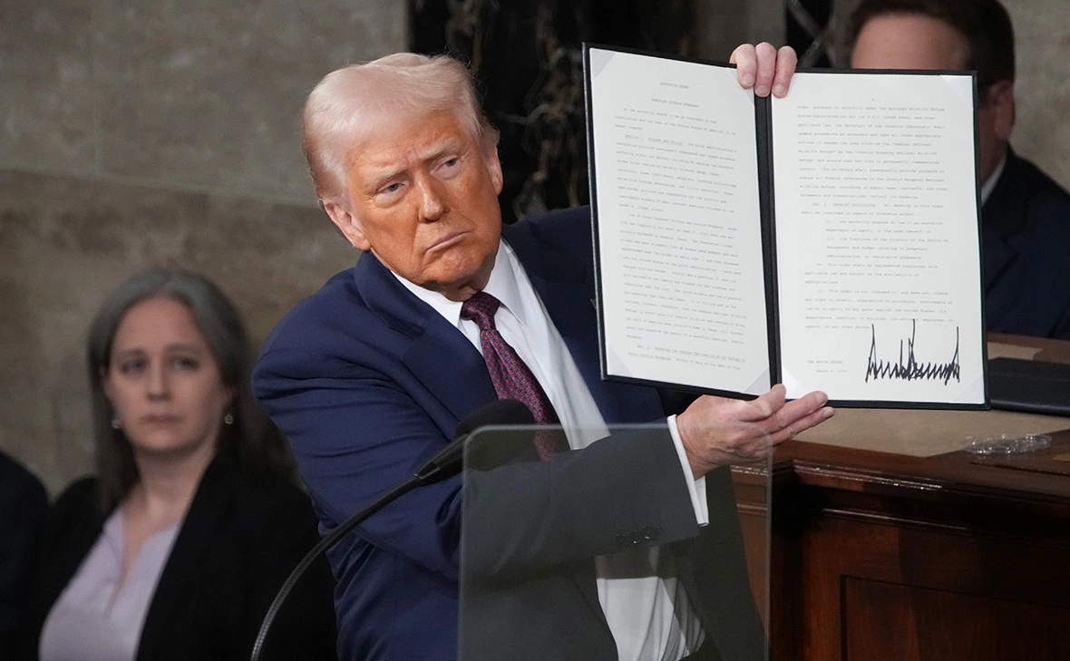 Andrew Harnik / Getty Images