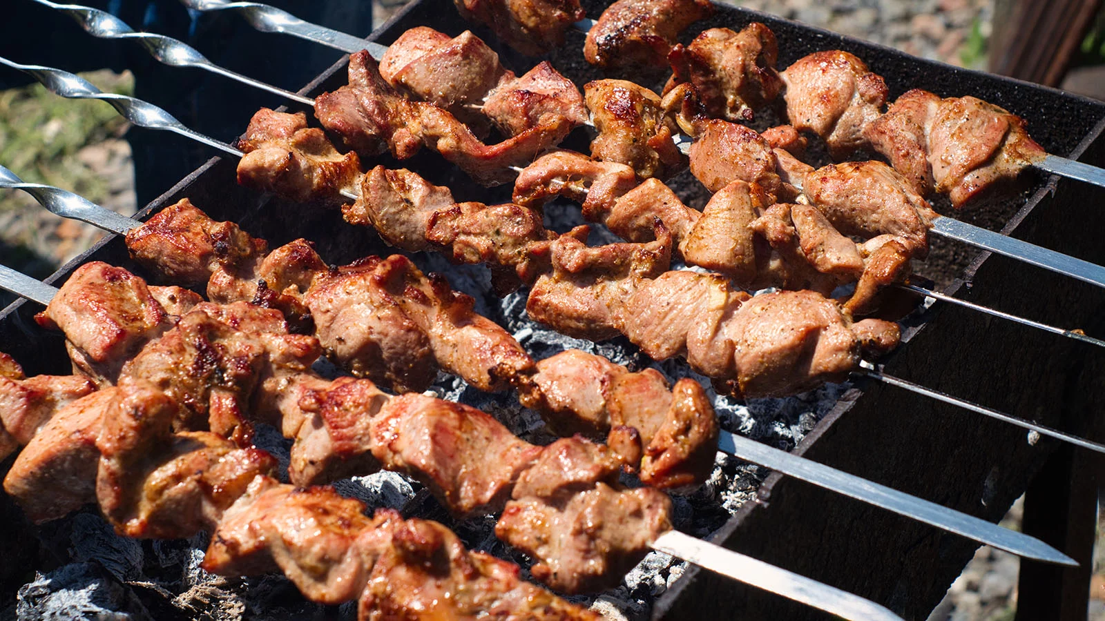 За неправильное размещение мангала грозит штраф. Чего не стоит делать