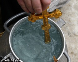 В Брянске "переродившихся" полицейских окропили святой водой