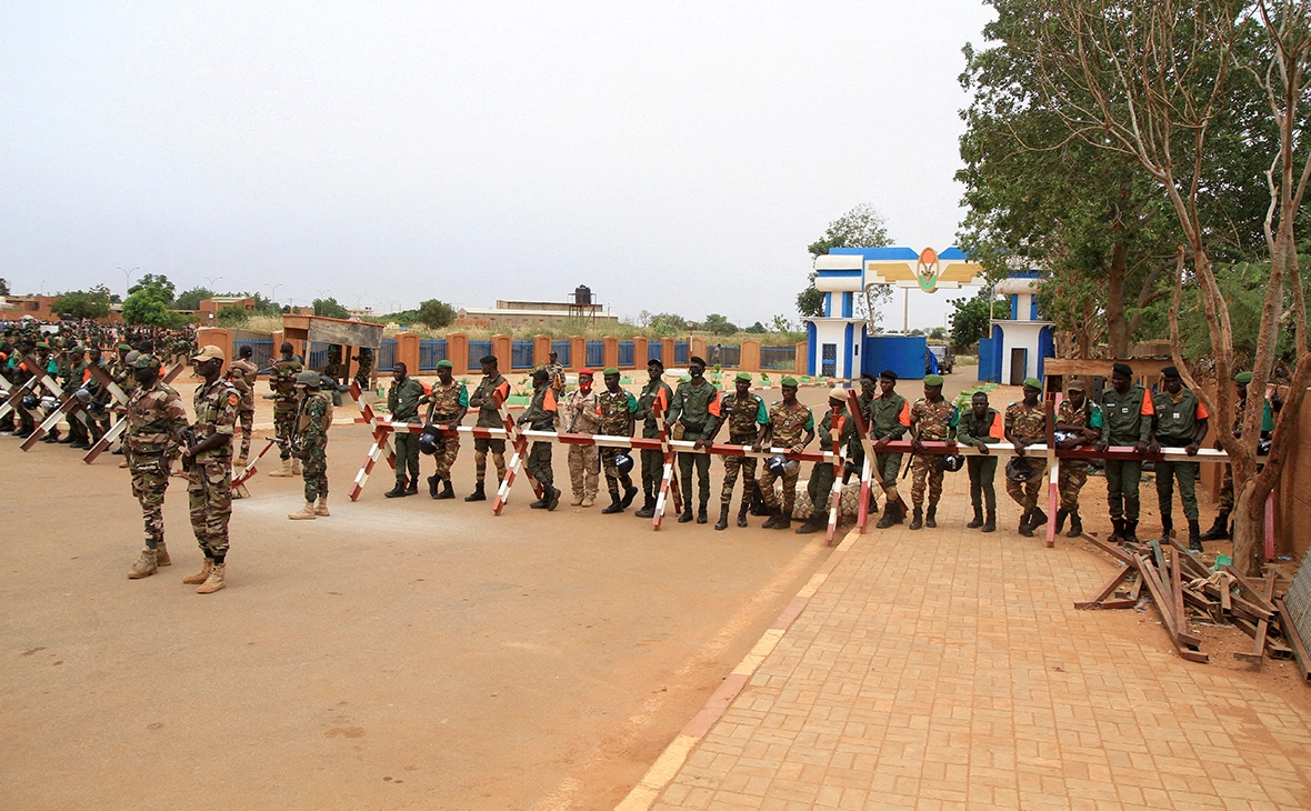 Mahamadou Hamidou / Reuters