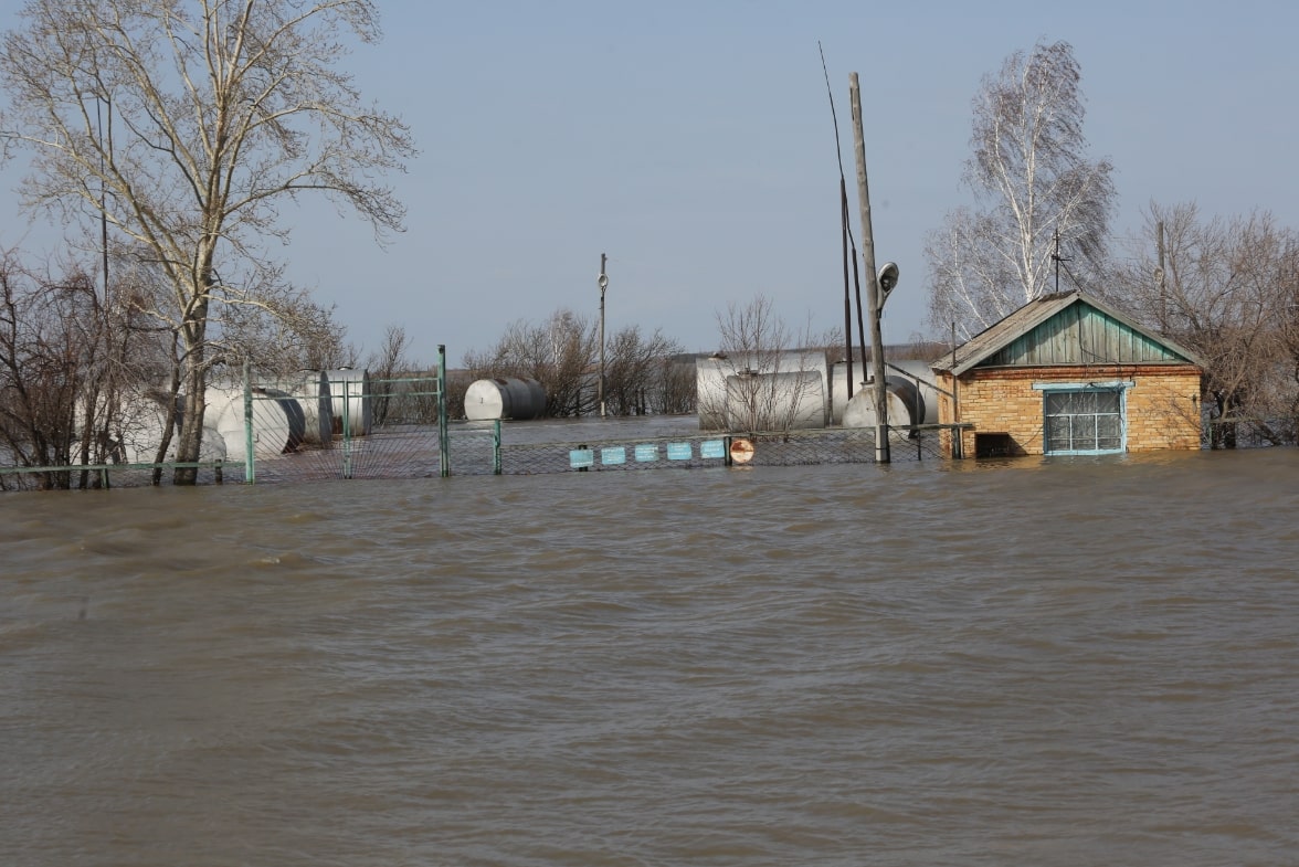 Из 20 населенных пунктов в Казанском и Ишимском районах несколько полностью отрезаны от большей земли из-за паводков