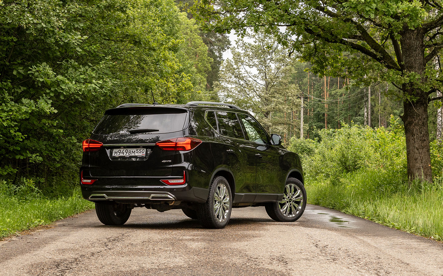 KGM Rexton претерпел рестайлинг в 2020 году — новым его назвать можно разве что с большой натяжкой