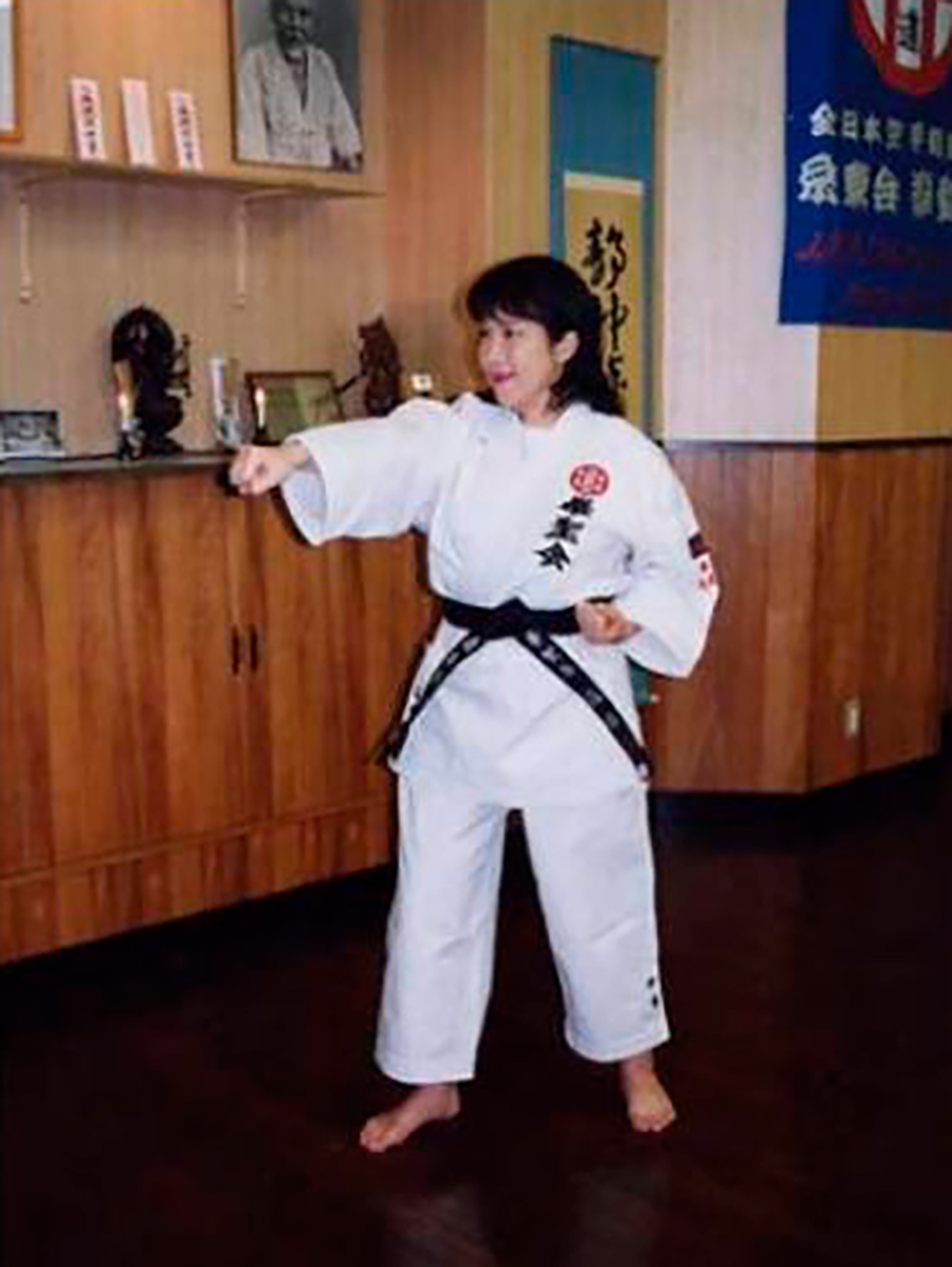 Такаити на занятиях каратэ