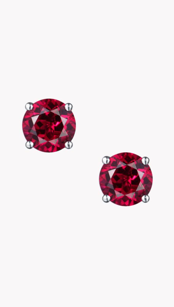 Серьги-пусеты с выращенными рубинами, Atelier PM, 59 000 руб. (Atelier PM)