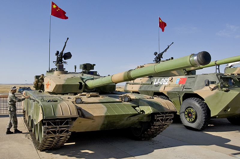 ZTZ-99 (Китай) 

Поступил на&nbsp;вооружение армии КНР в&nbsp;2001 году. Цена одной машины&nbsp;&mdash; $2,6 млн. Закуплено до&nbsp;800 танков.
