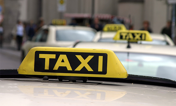 Водители такси научились обманывать систему GPS ради выгодных заказов