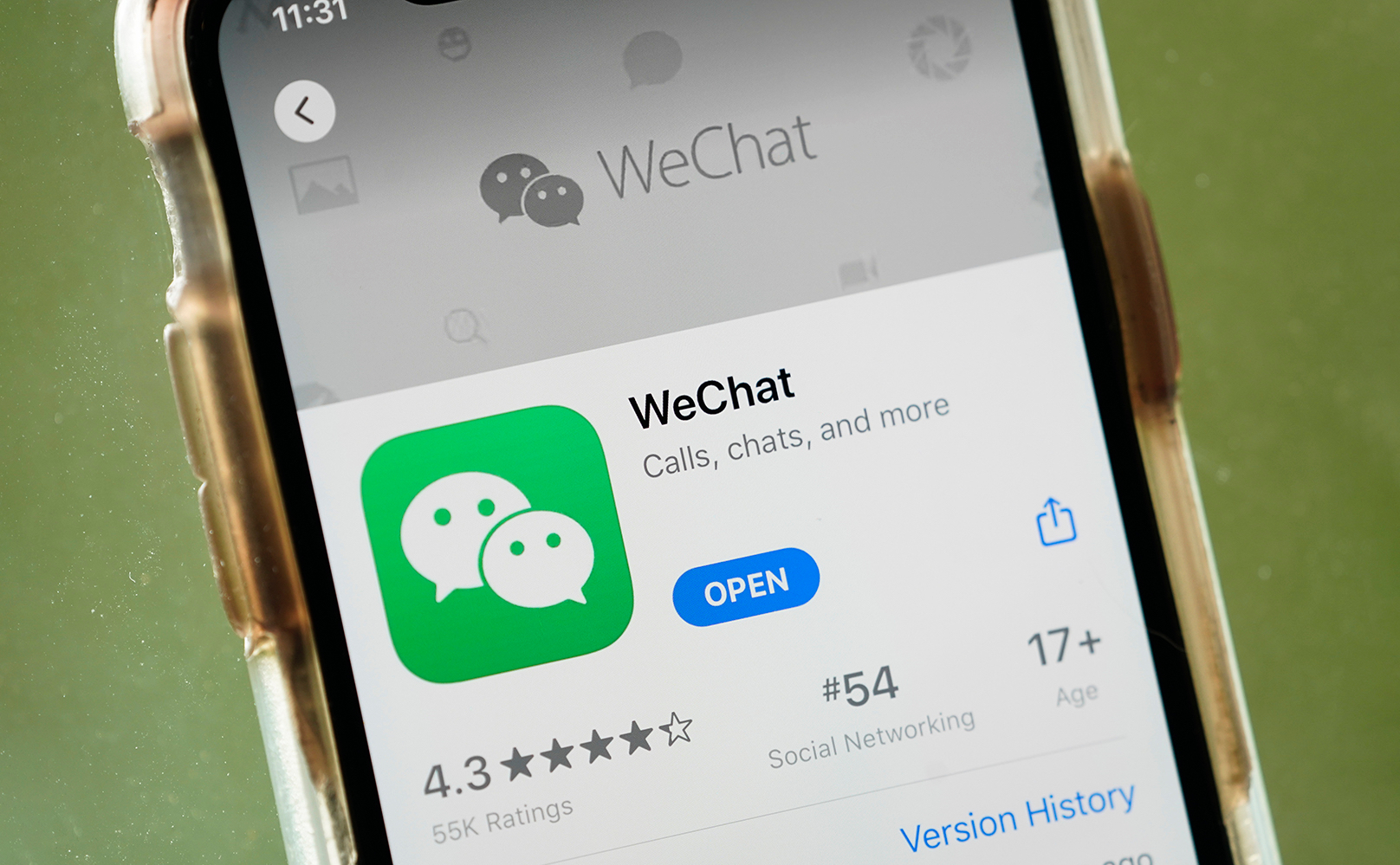 Chat we WeChat for