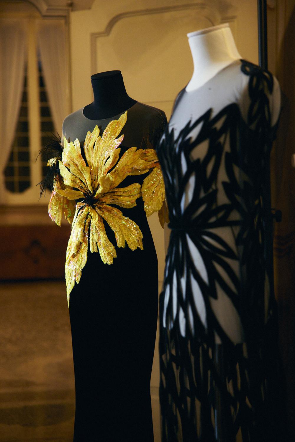 Выставка архивных нарядов и платьев YANINA Couture в резиденции Villa Sola Cabiati