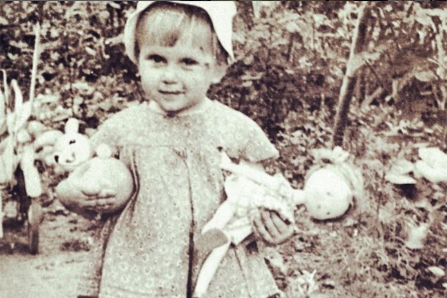 Алена Свиридова в детстве