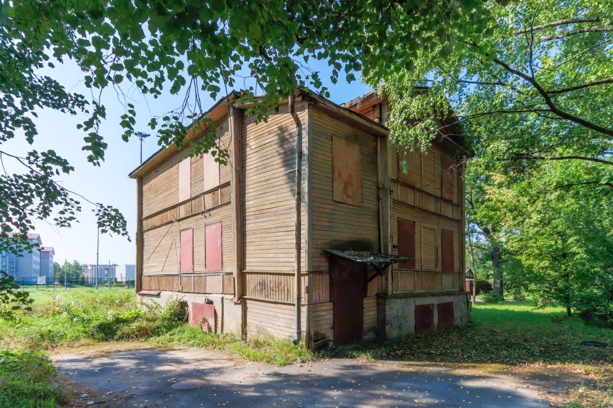 Власти Петербурга продадут несколько зданий-памятников за 4 рубля — РБК