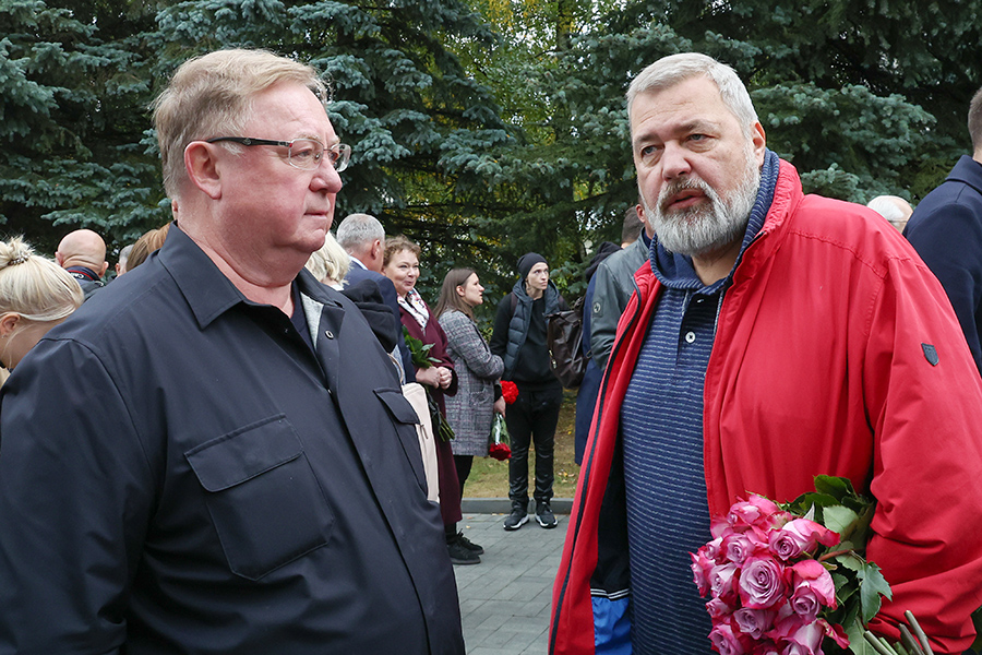 Дмитрий Муратов и глава Ассоциации юристов России, экс-премьер Сергей Степашин&nbsp;(справа налево)