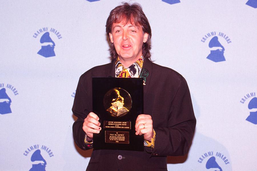 Пол Маккартни на церемонии вручения премии &laquo;Грэмми&raquo;, 1990 год