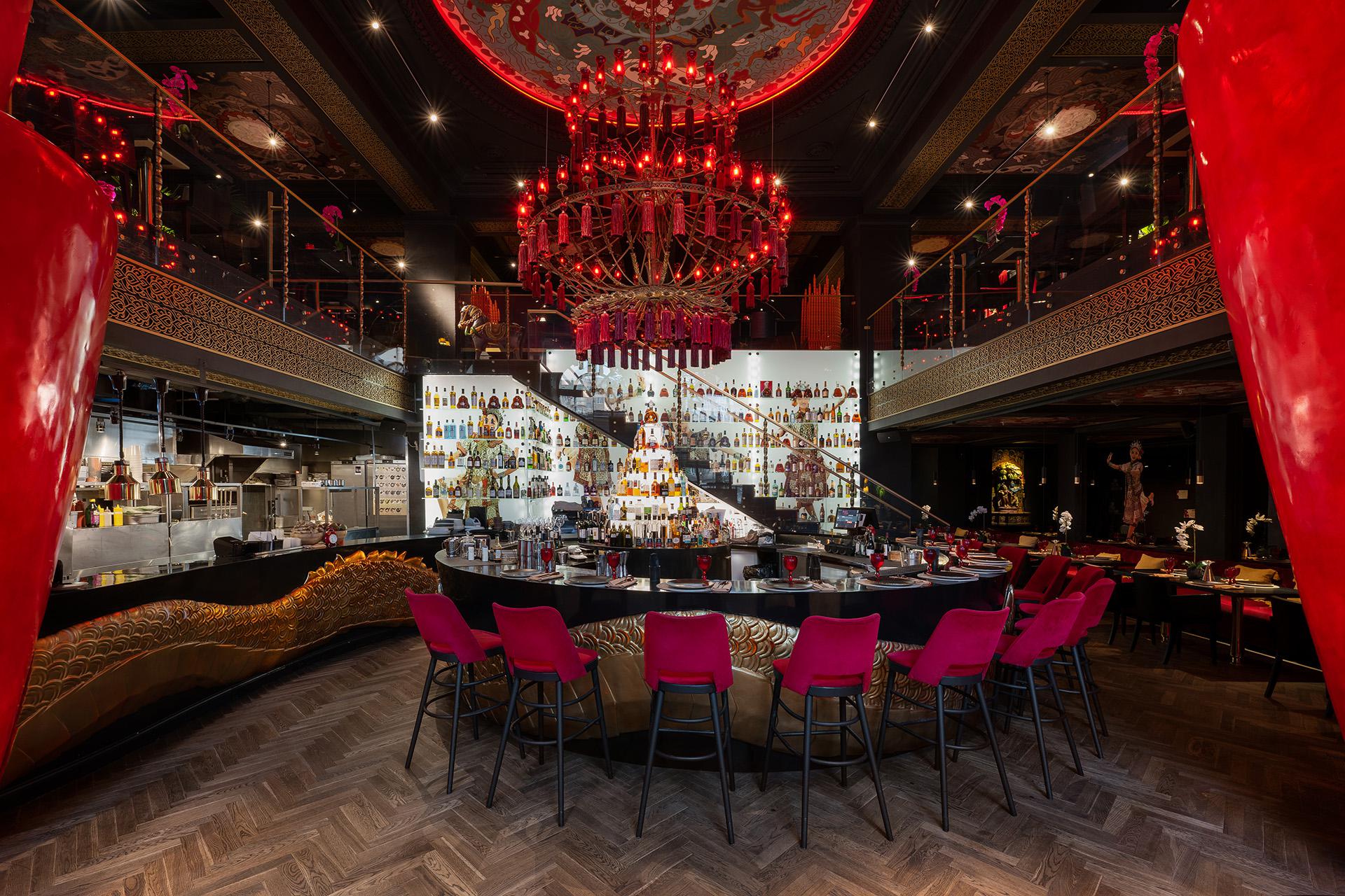 Интерьер ресторана Black Thai