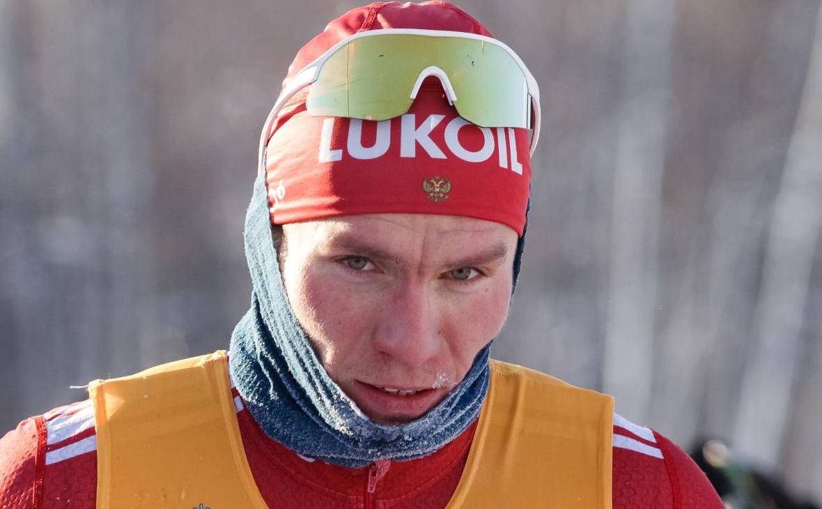 Александр Большунов выиграл 17-ю гонку подряд в Кубке России :: Другие :: РБК Спорт