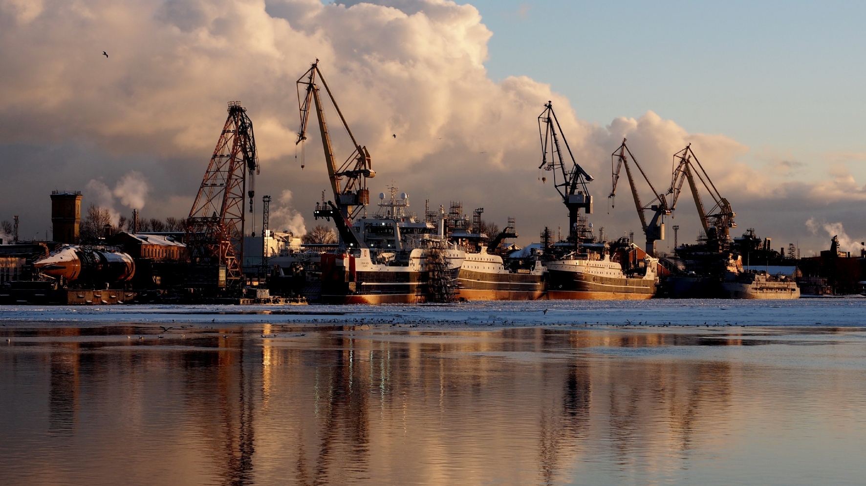 Адмиралтейские верфи