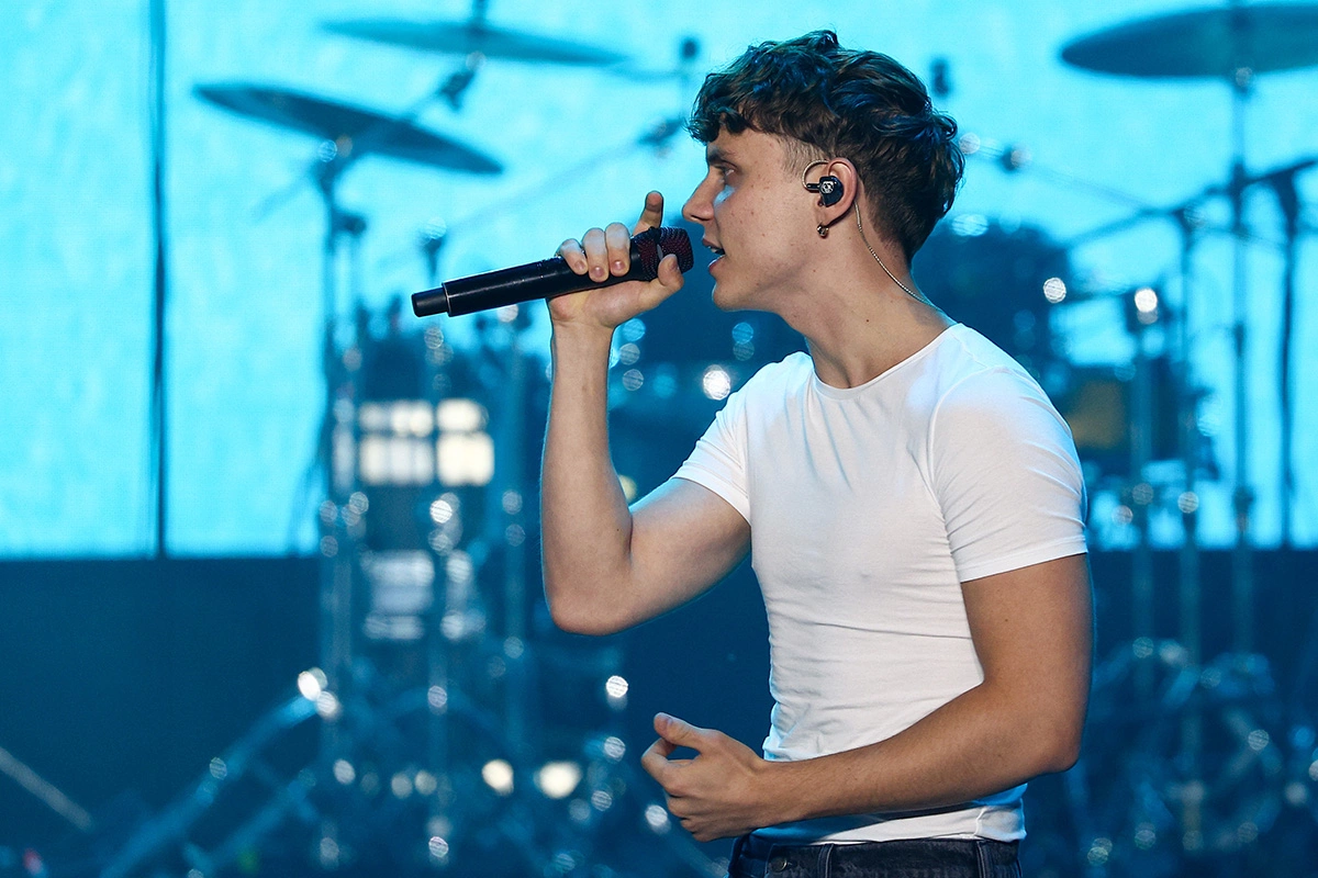 Певец Ваня Дмитриенко на XXXIV Международном фестивале искусств «Славянский базар-2025»