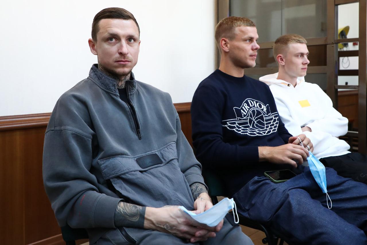 Павел Мамаев, Александр Кокорин и его брат Кирилл Кокорин (слева направо)