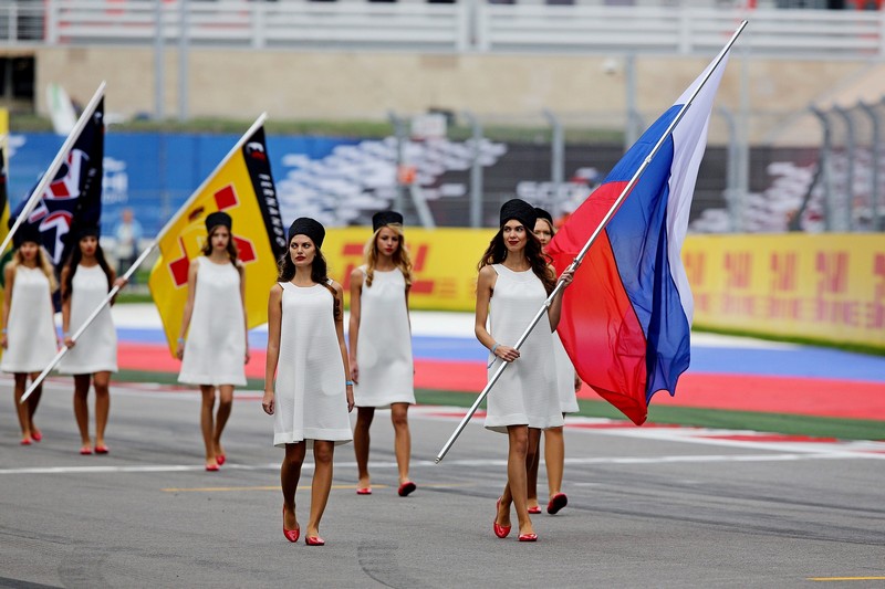 В Сочи завершились вторые в истории РФ гонки "Формулы-1"