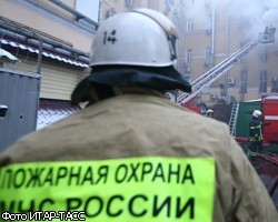 В центре Москвы горит административное здание