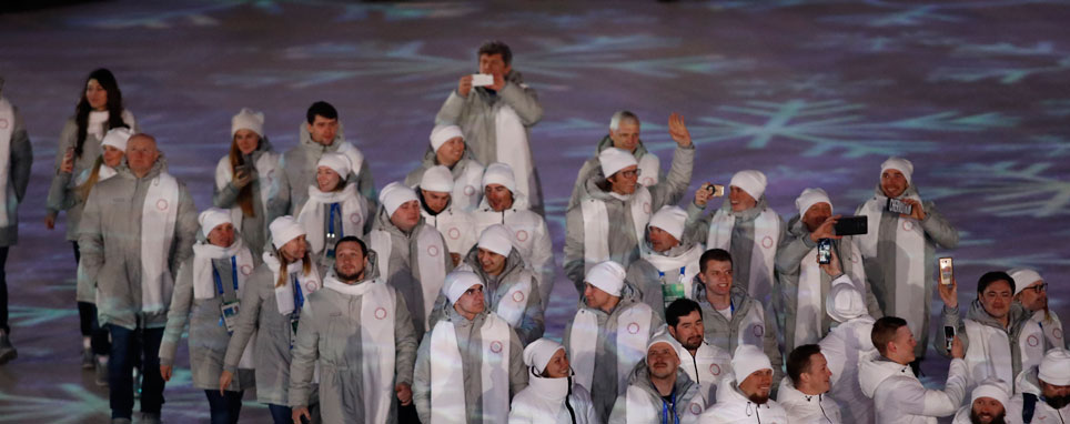 Российские спортсмены на церемонии закрытия Олимпиады