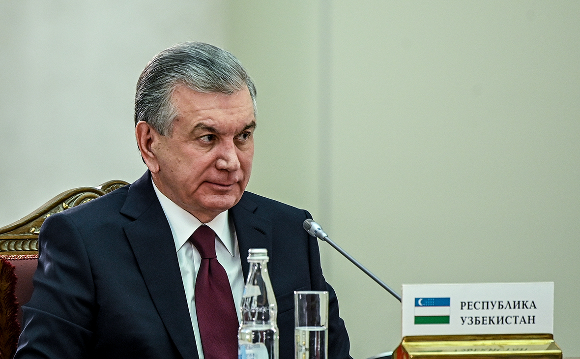 Президент Мирзиёев отказался от отмены автономии, но не от обнуления"/>













