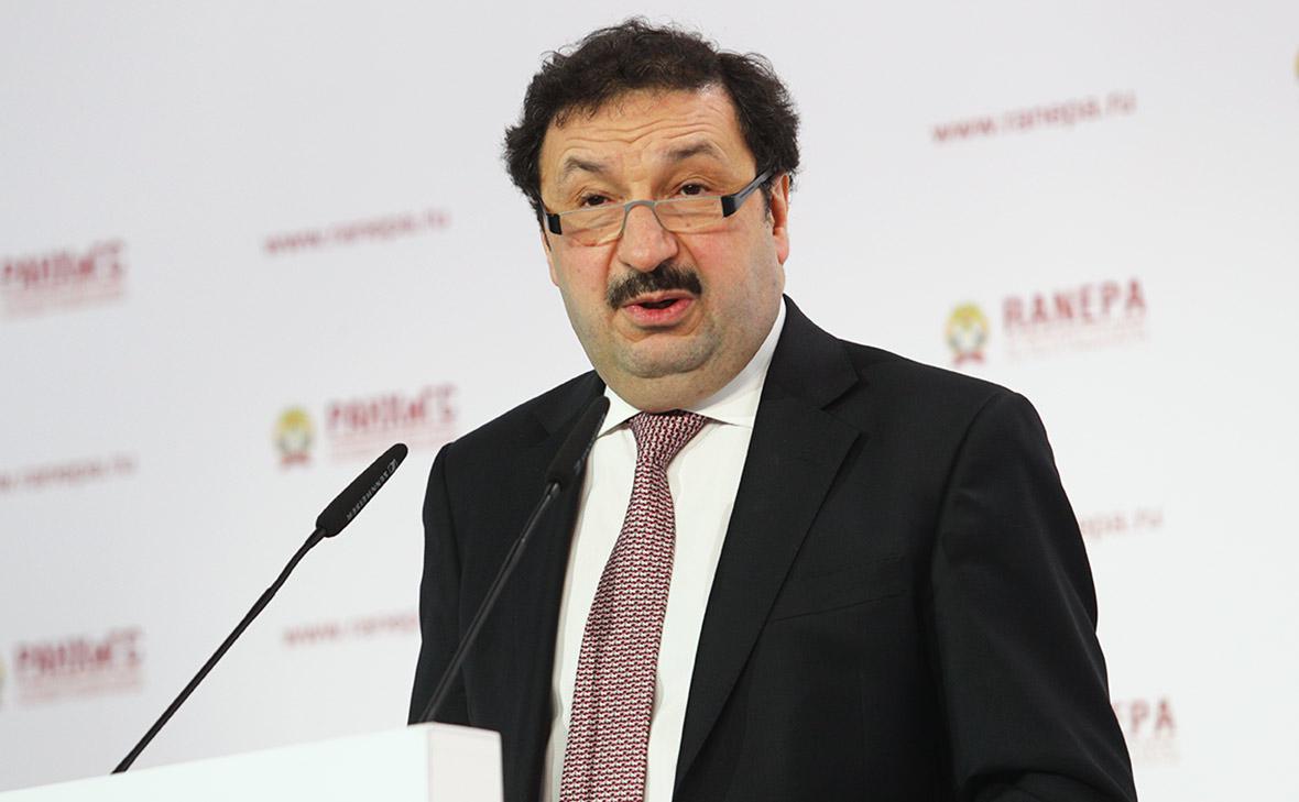 Владимир Мау