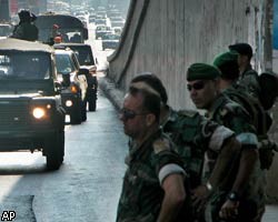 Ливанские солдаты громят боевиков в лагере беженцев