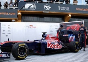 Презентации команд-2010: Toro Rosso