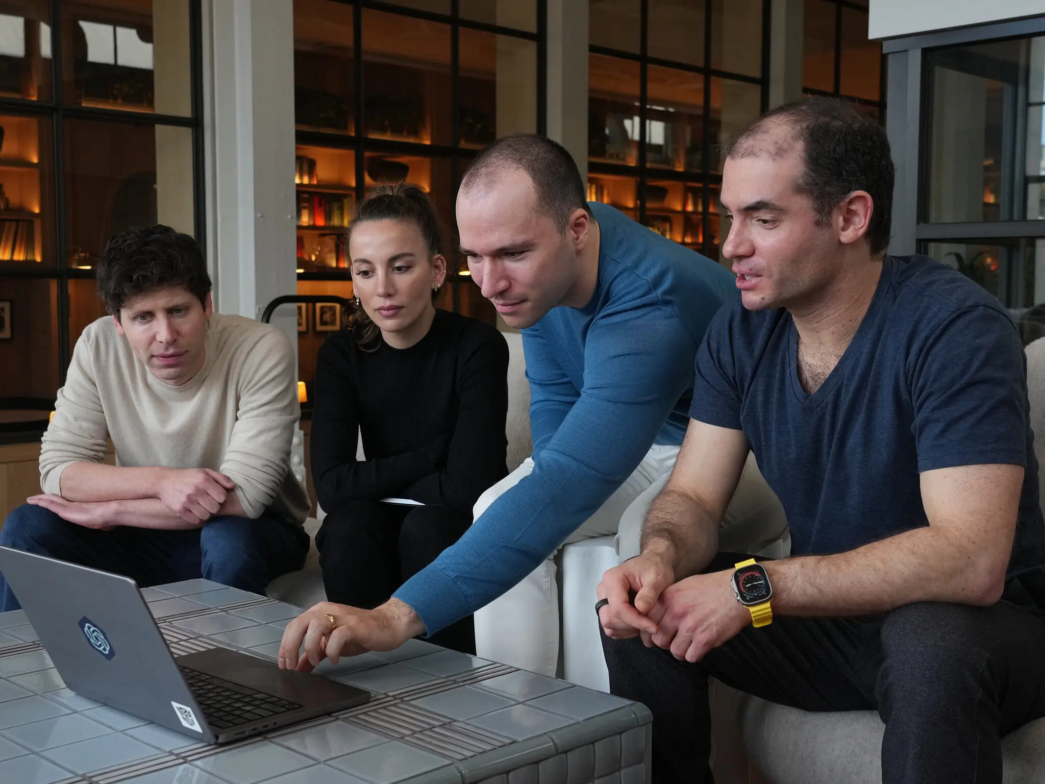 Команда OpenAI, создателя ChatGPT, слева направо: Сэм Альтман, исполнительный директор; Мира Мурати, главный технический директор; Грег Брокман, президент;&nbsp;Илья Суцкевер, главный научный сотрудник