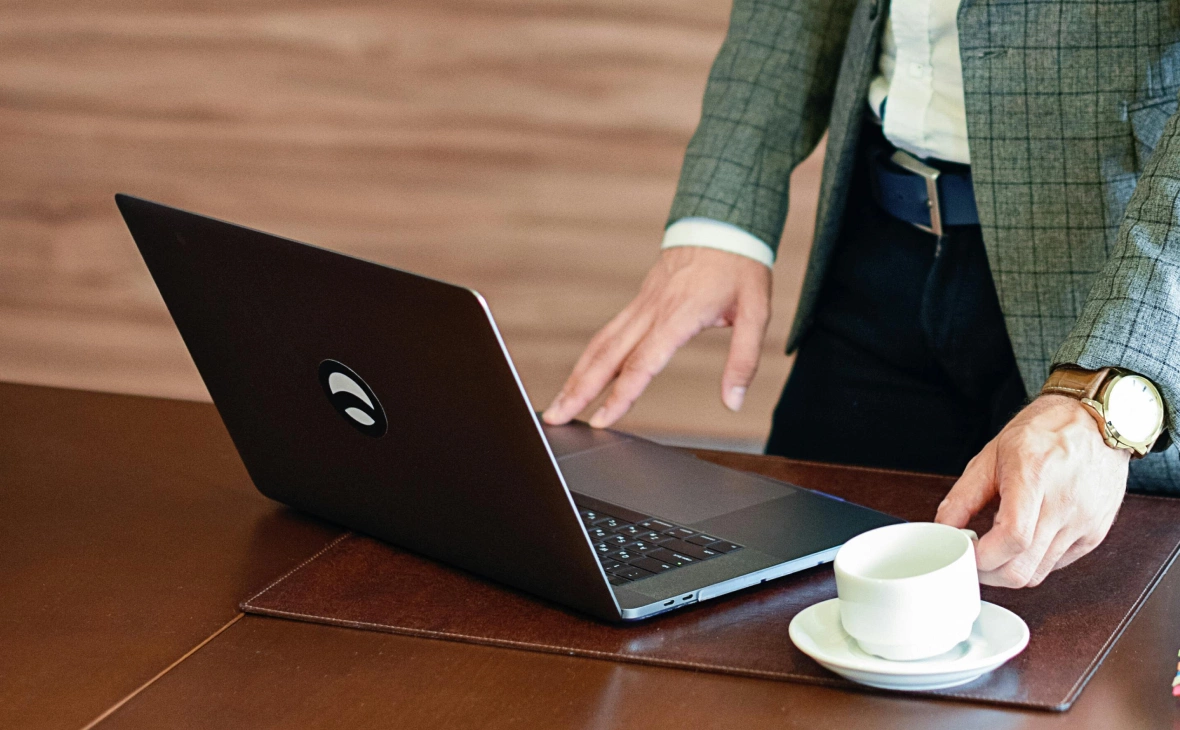 Mikhail Nilov / Pexels