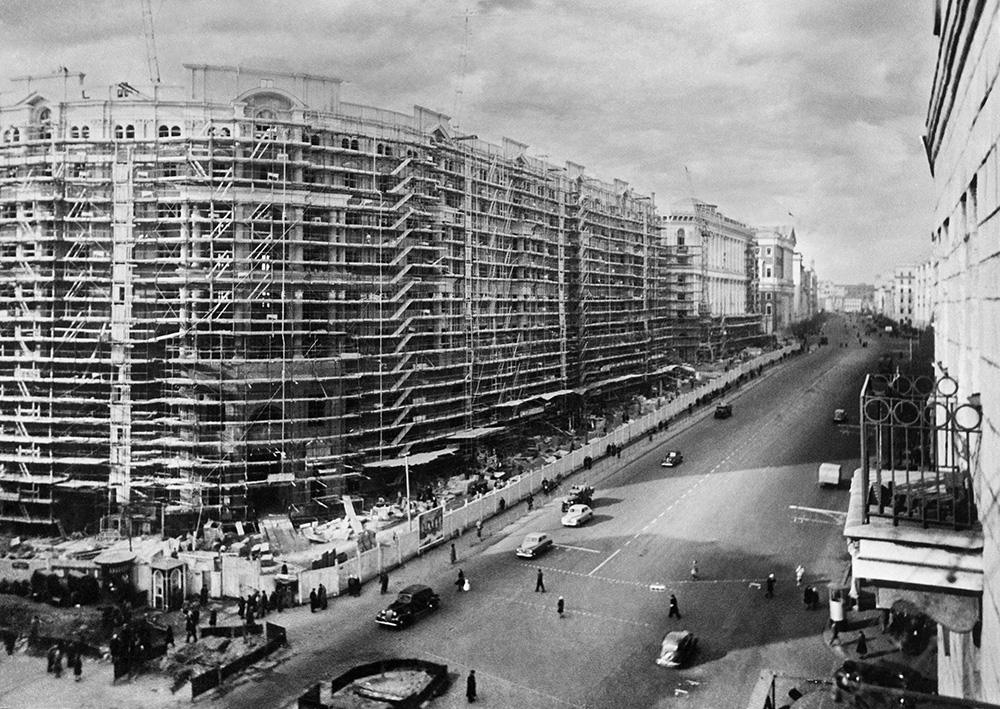 Улица Горького, 1937 год