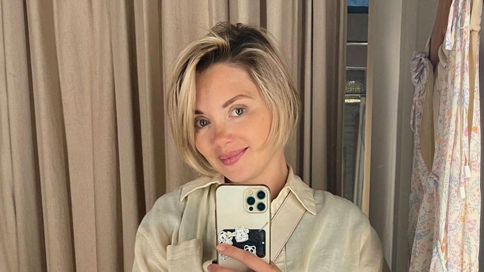 Пойыз купесінде жасырын камера бар. Жақсы бөкселері бар әдемі қыздардың суреттері