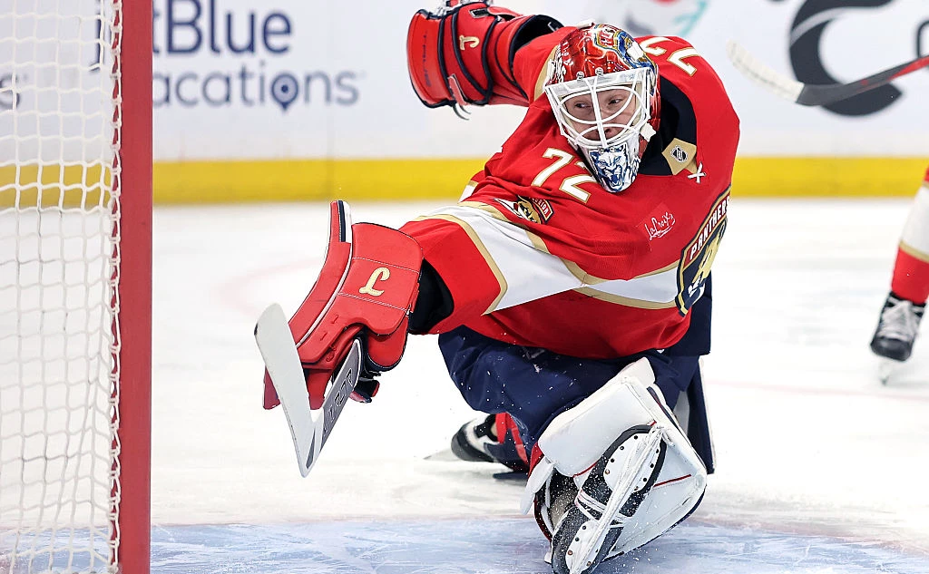 Carmen Mandato / Getty Images